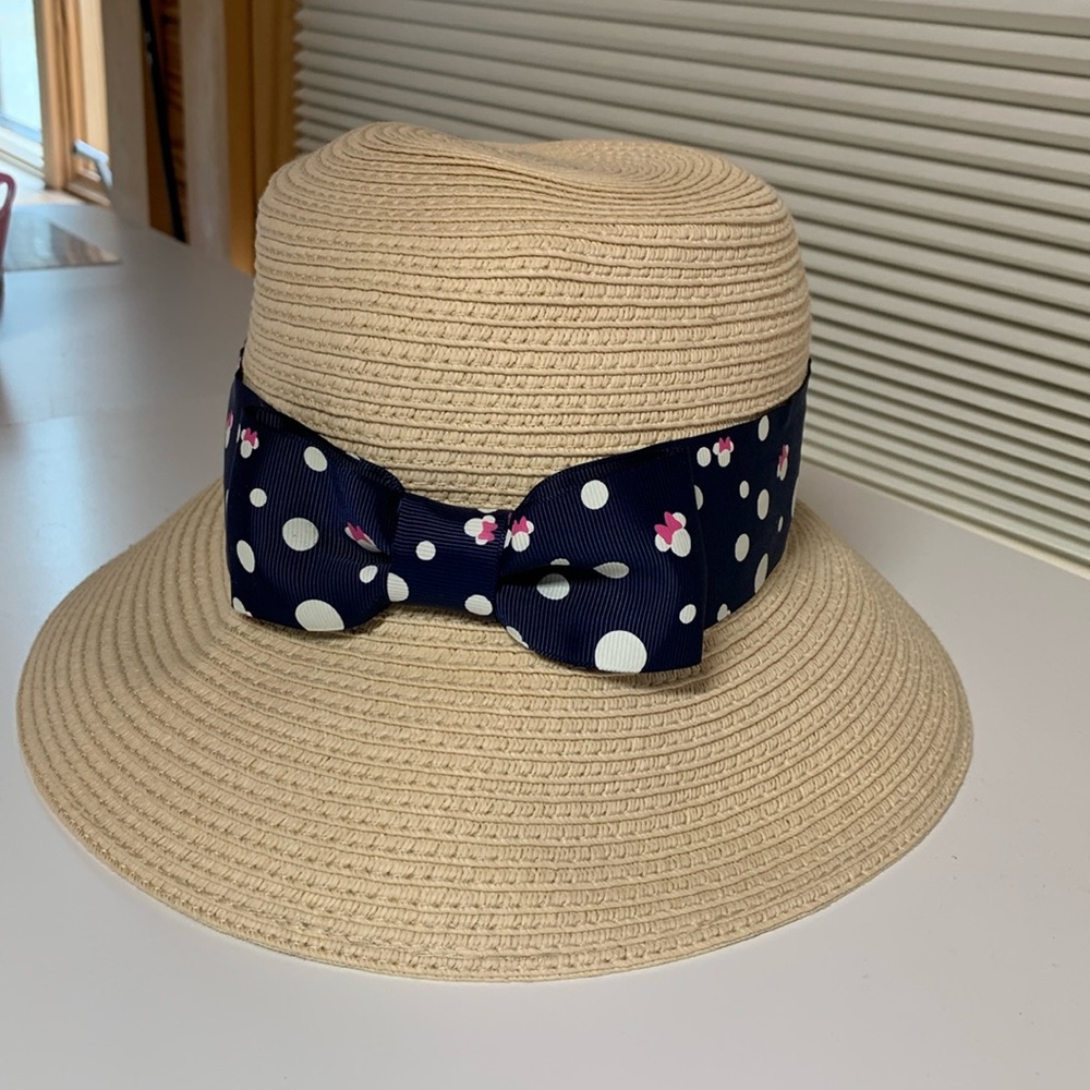 Disney Parks Minnie Mouse Straw Hat